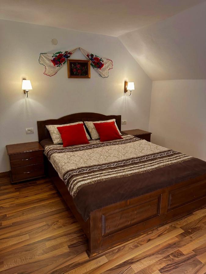 Casa Aurelia Hotel Chiscau Bagian luar foto