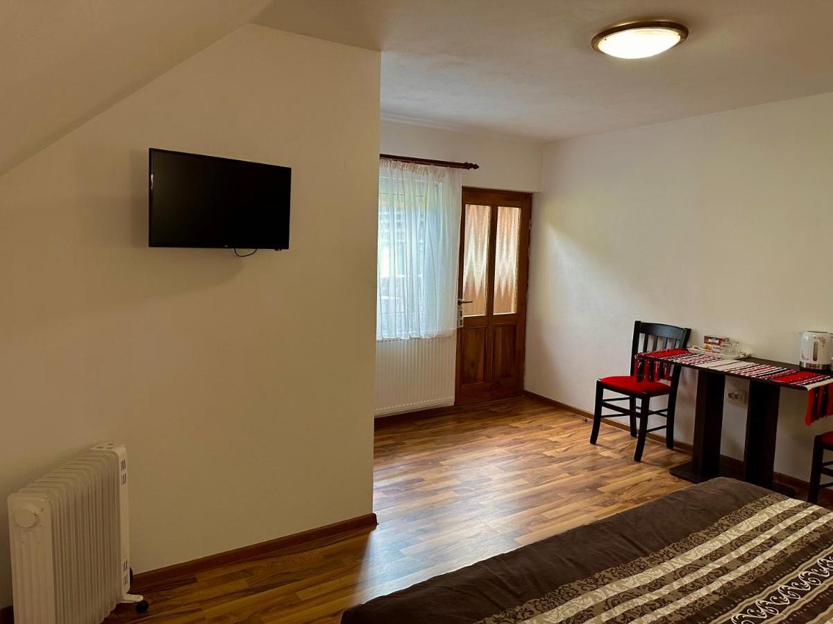 Casa Aurelia Hotel Chiscau Bagian luar foto